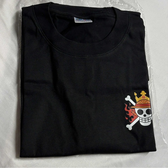 One Piece x Burger King NWT Limited Edition Boat of the Whopper Graphic Tee - Picture 3 of 3